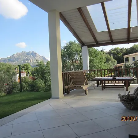 Lägenhet Casa Vacanza San Pantaleo